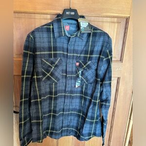 The American Outdoorsman- Men's  Flannel - Large